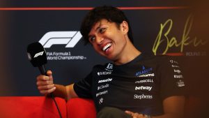 Albon เจอบททดสอบใหม่ที่ Sepang: Williams เตือนร้อน 60°C, ฝน และข้อมูลเป็นศูนย์