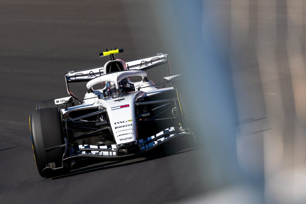 Cadillac confirma atualizações e entrega motor vitaminado da Ferrari só para Pérez em Baku