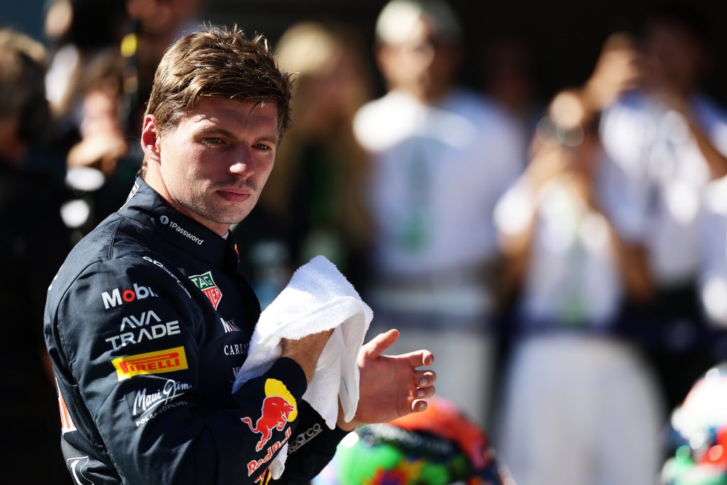 Verstappen critica manutenção de Catar e Abu Dhabi na F1 2026: 'Não importa contrato'