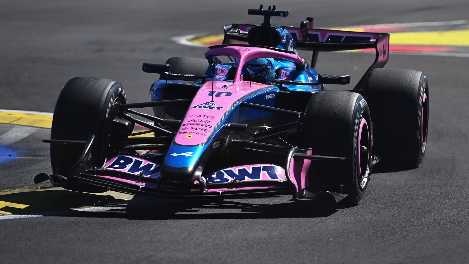 Gasly destaca 'alta velocidade' e prevê 'vários pontos de ultrapassagem' no Azerbaijão