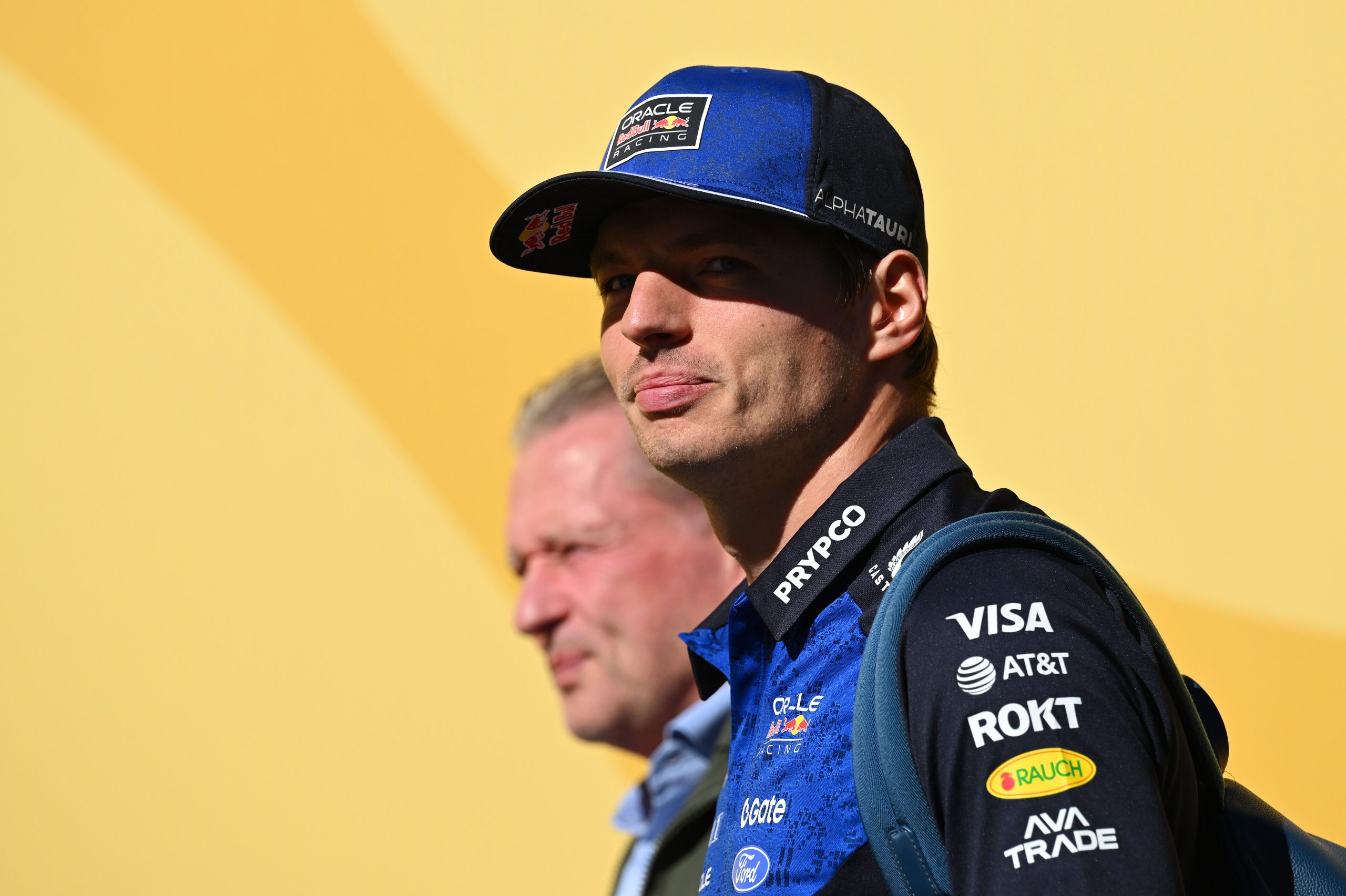 Verstappen prevê desafio em Baku e vê Red Bull em momento positivo: “Demos bons passos”
