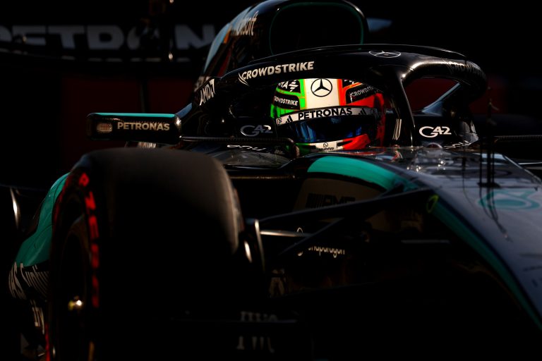 Mercedes justifica tática de Russell, mas diz que “nada iria deter Antonelli” na Itália