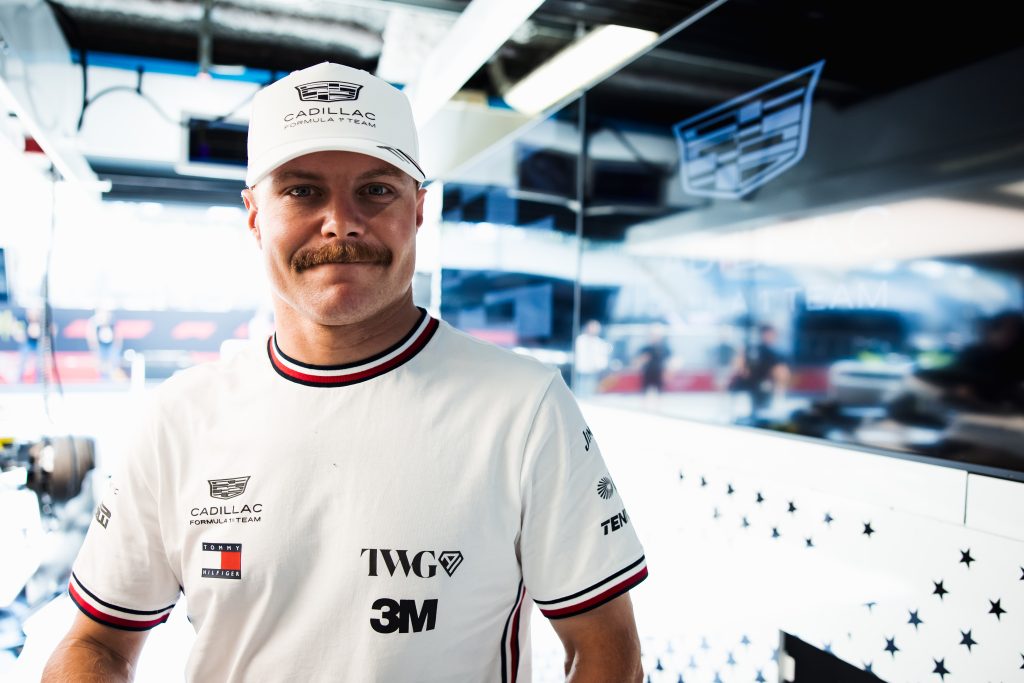 Bottas skips the plane and cycles 350km from Sepang to Singapore GP