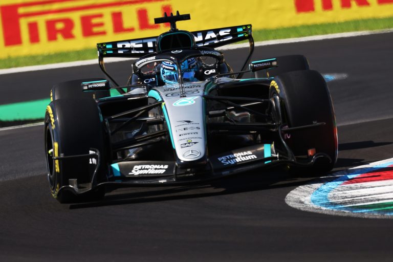Russell adota cautela e diz que Ferrari “continua sendo equipe a ser batida” na Itália