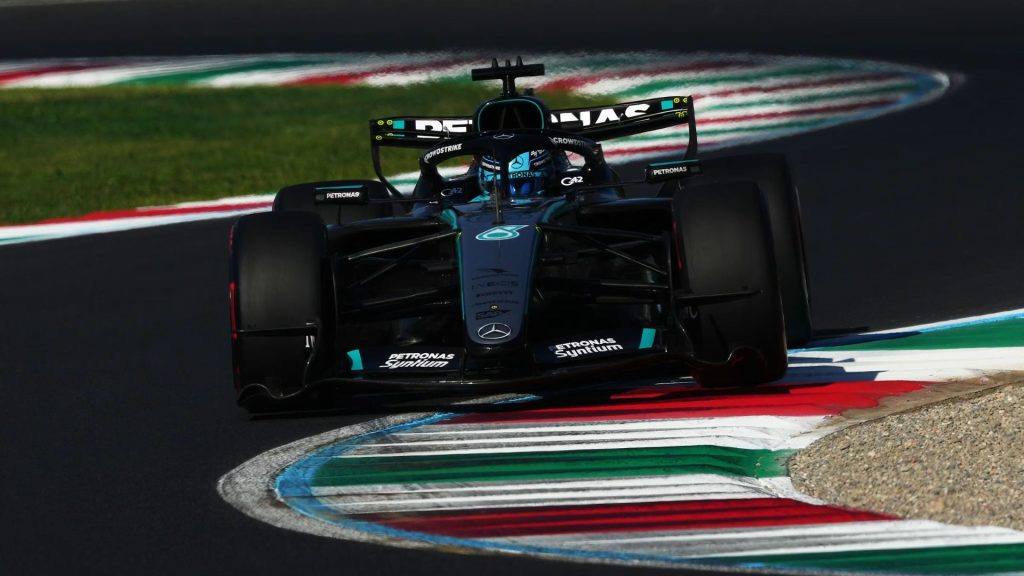 O GP da Itália de Fórmula 1 teve início com os treinos livres 1 e 2, realizados na sexta-feira (4), que terminaram com Charles Leclerc e George Russell na liderança, respectivamente.