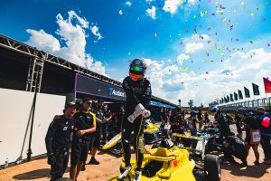 Arnaudo passeia na corrida 3 em Brasília e fecha rodada tripla com vitória na F4 Brasil