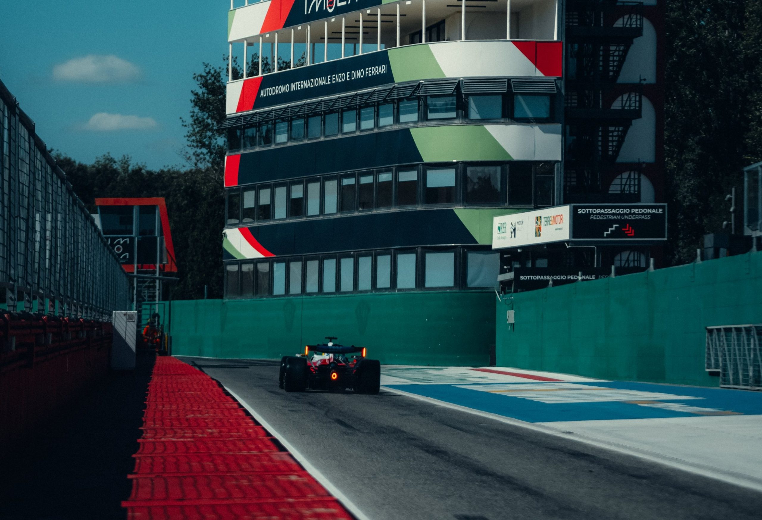 F1 desenha planos para decisão e planeja recompensar Ímola se correr no Oriente Médio