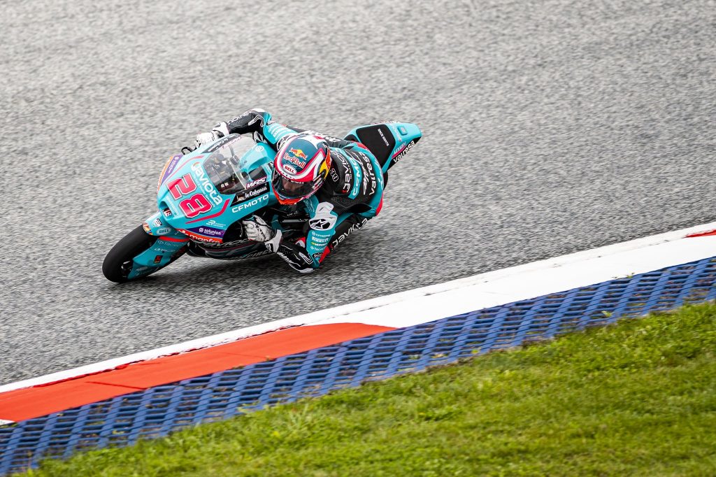 Quiles chega ao Japão com 1º match-point na Moto3. Confira matemática do título