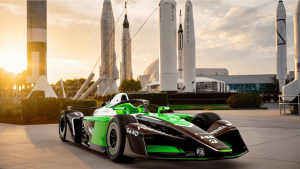 Envision revela carro da Fórmula E 2026/27 em complexo de lançamento espacial