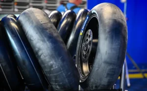 Michelin prohíbe el neumático blando para la carrera de MotoGP en Japón tras los problemas de la Sprint