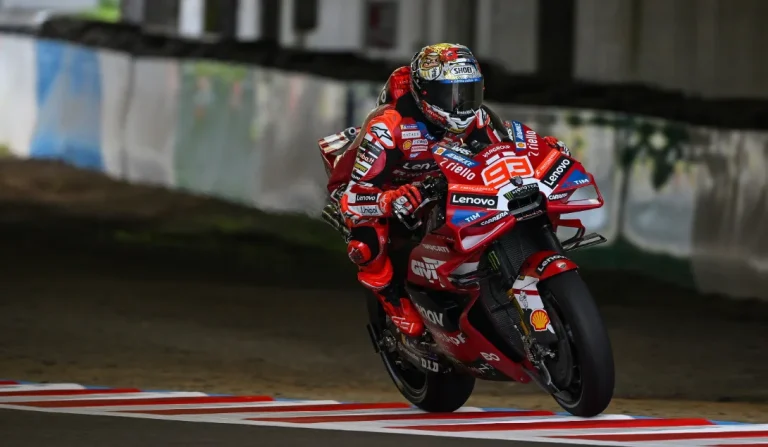 Marc Márquez supera Martín e lidera TL1 da MotoGP no Japão. Moreira é 11º
