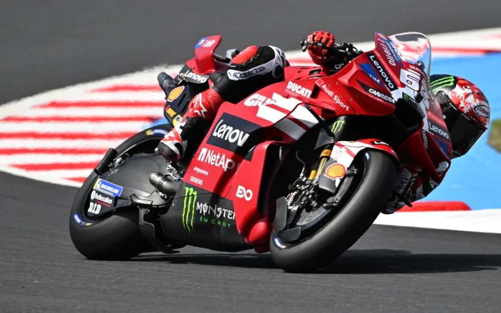 Bagnaia aprova novo formato da MotoGP, mas faz ressalva: “Precisamos do warm-up”