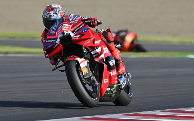 Márquez llega a 2 puntos de Martín, pero ahora va a una pista donde nunca terminó