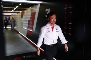 Haas sai em defesa de Ocon e tenta “mantê-lo 100% focado” após dispensa na F1