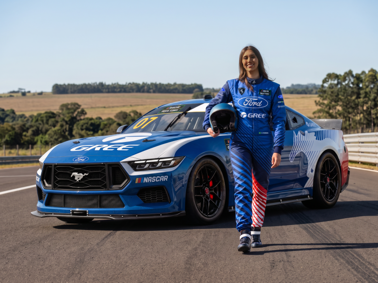 Rafaela Ferreira fecha com Cavaleiro e disputa etapa de Chapecó da Nascar Brasil 2026
