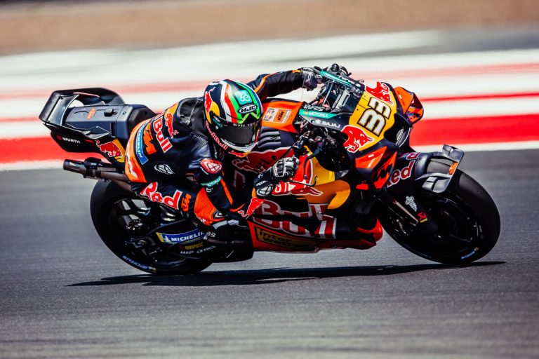 16) Brad Binder (KTM), 1min30s248
