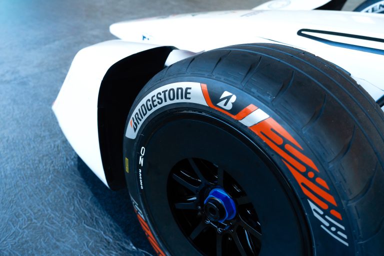 Bridgestone eyes sensational F1 comeback as Pirelli faces potential 2029 tyre battle