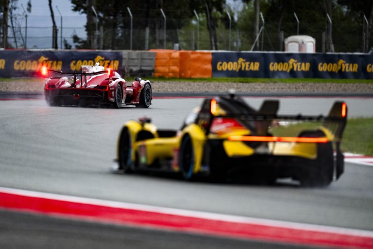 Toyota #8 domina com 1h restante em Barcelona. Barrichello é 10º na LMGT3