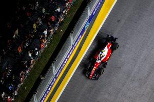 Hamilton revela conversa com Verstappen e pede ajustes no GP de Singapura: “Precisam mudar”