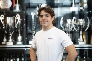 Rodin e Hitech se movem e anunciam pilotos para a temporada 2027 da F3