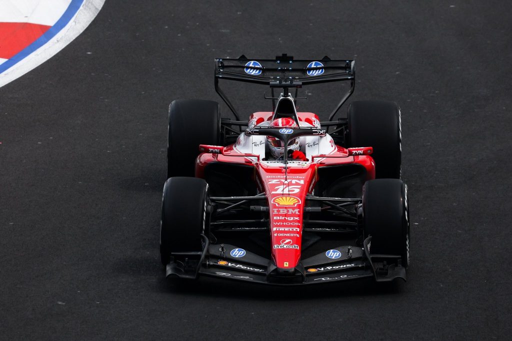 Leclerc lidera el primer entrenamiento del GP de Ciudad de México; Antonelli es 2°
