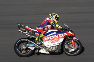 Moreira brilha no Japão e manda recado na casa da Honda em disputa por vaga na MotoGP 2027