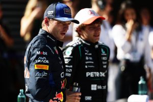 Mercedes vê Antonelli em vantagem sobre Verstappen após Singapura: “Ele domina agora”