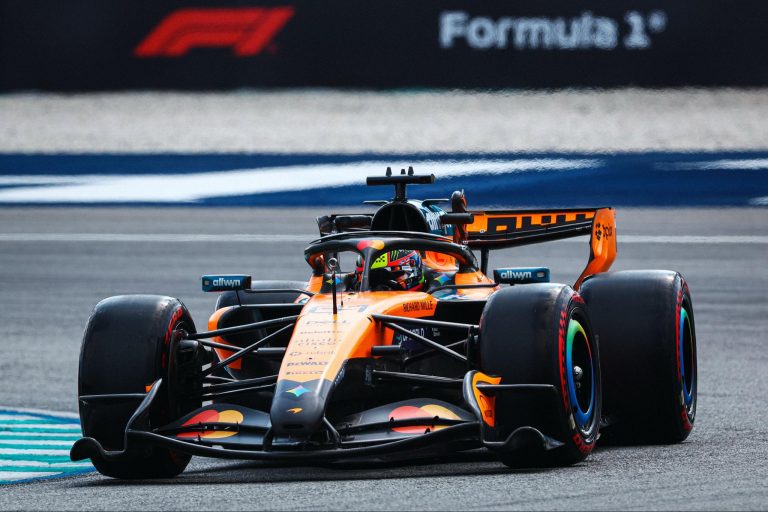 Piastri prevé una lucha pareja, pero reconoce que McLaren está “un pasito por detrás” en Malasia