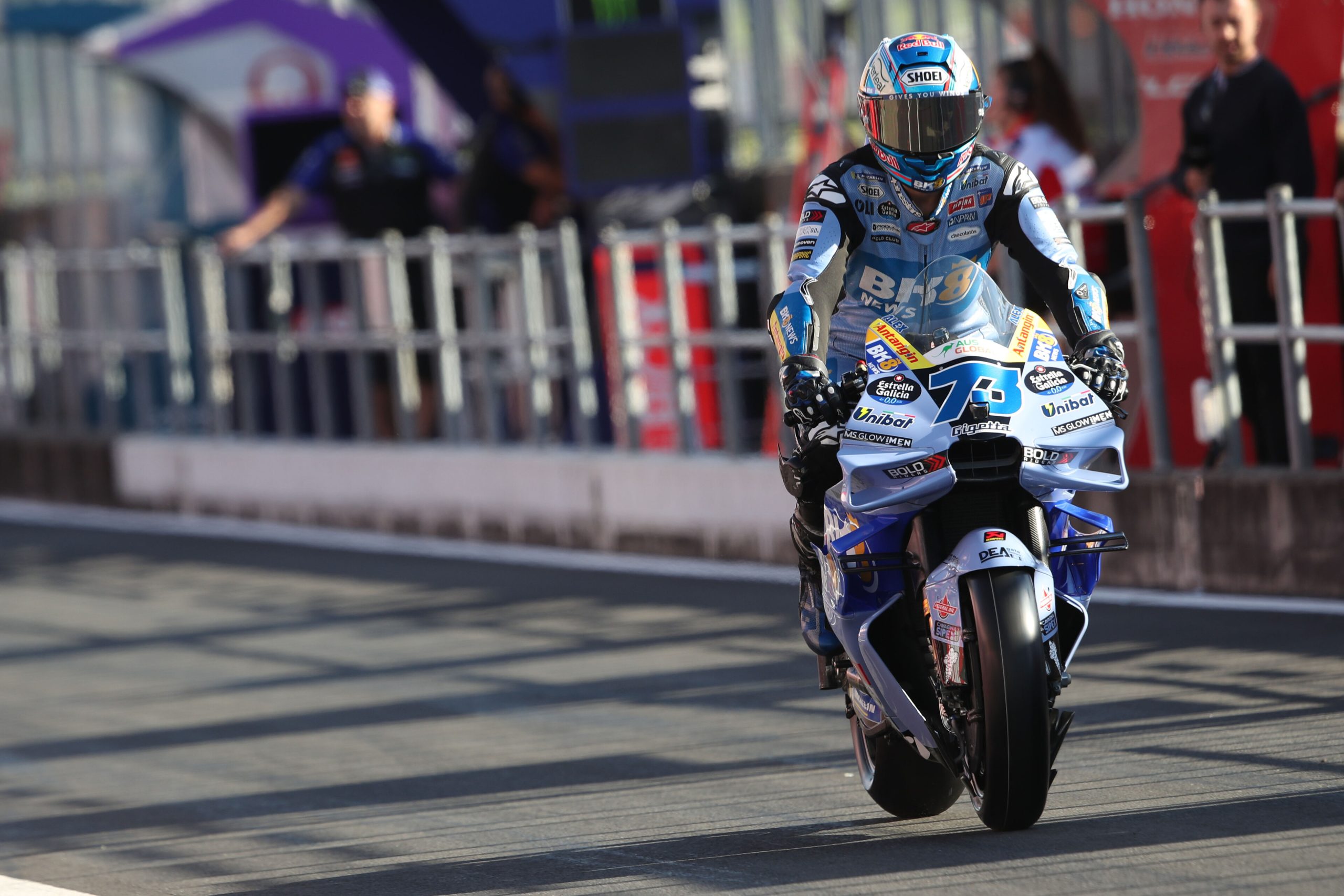 MotoGP ญี่ปุ่นเปิดกว้าง: Álex-Acosta แทรกศึก Martín × Márquez — Chantra เจองานหนัก
