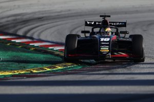 Kato bate Rivera por 0s012 e lidera 2º dia de testes da F3 em Barcelona. Costa fica em 11º