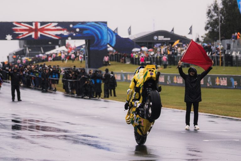 Miller vê cancelamento do GP da Austrália “difícil de engolir” e exalta torcida: “Merece mais”