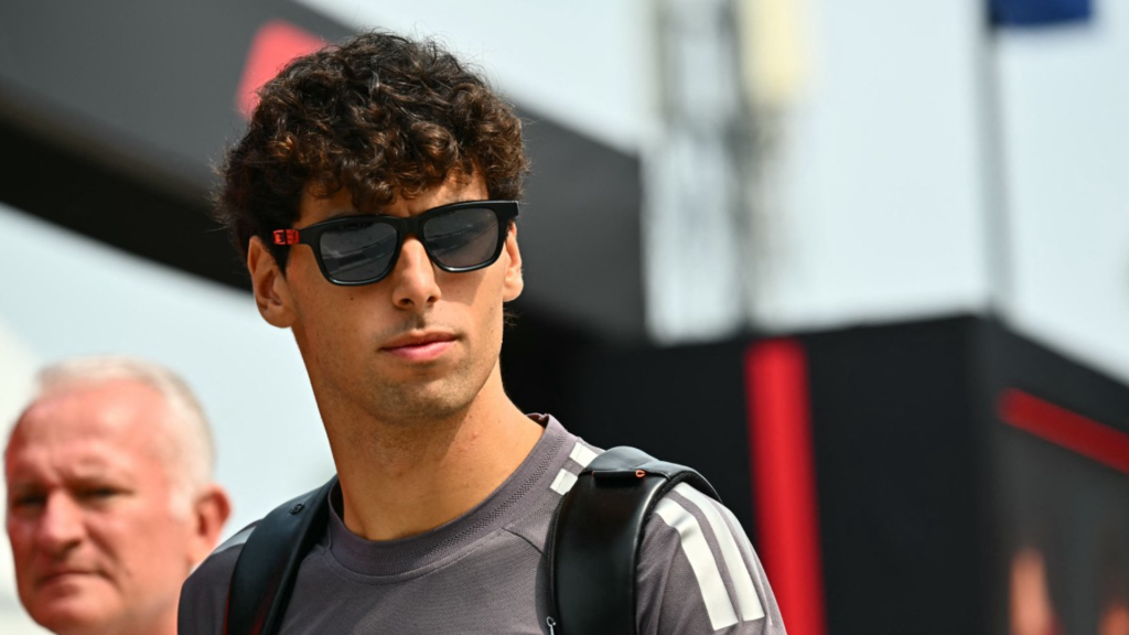 Bortoleto chega a Singapura com Audi melhor, mas enfrenta novo problema na F1
