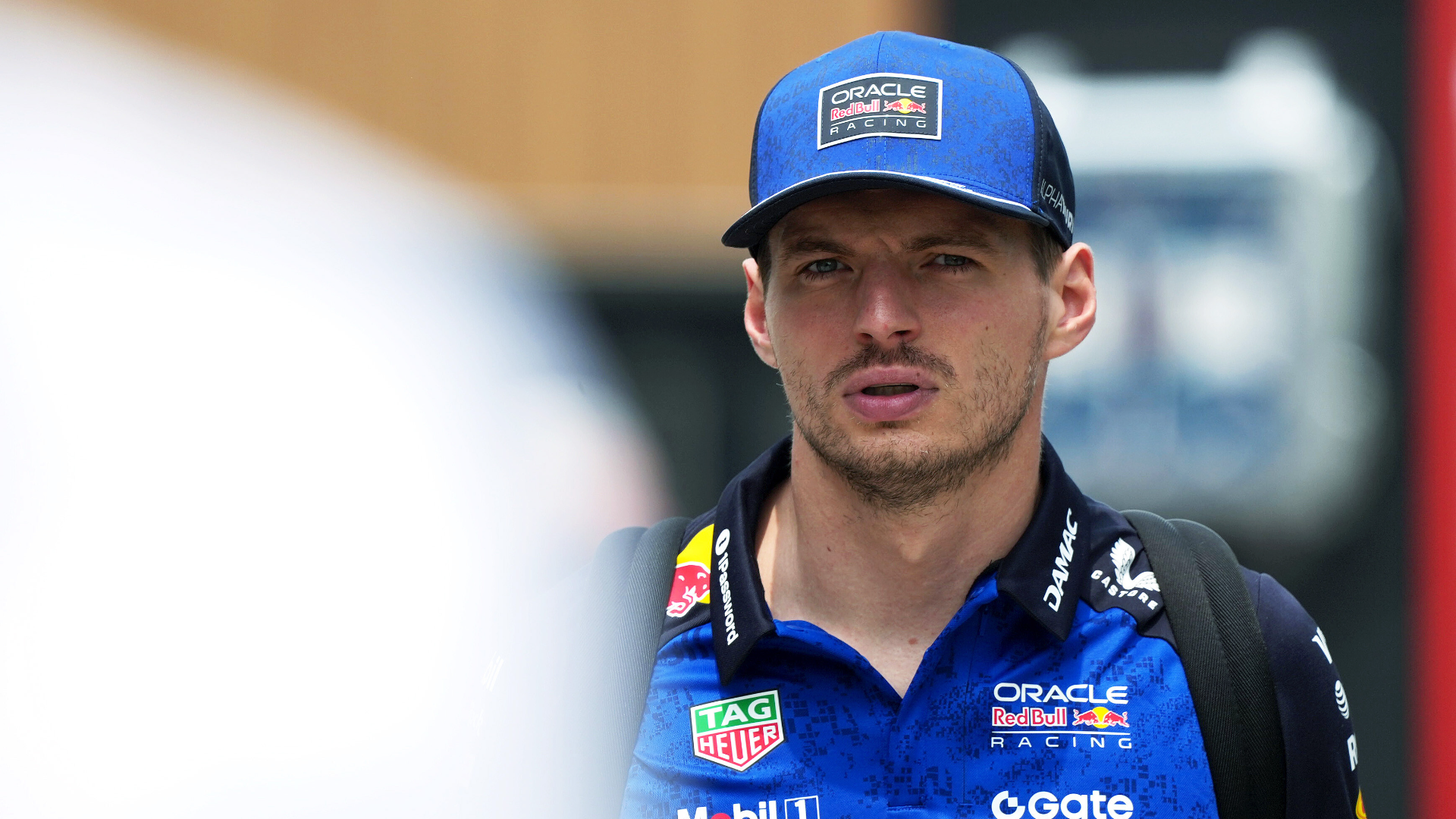 F1 hoy: Verstappen busca ganar en Singapur, Russell es penalizado y Marina Bay estrena sprint