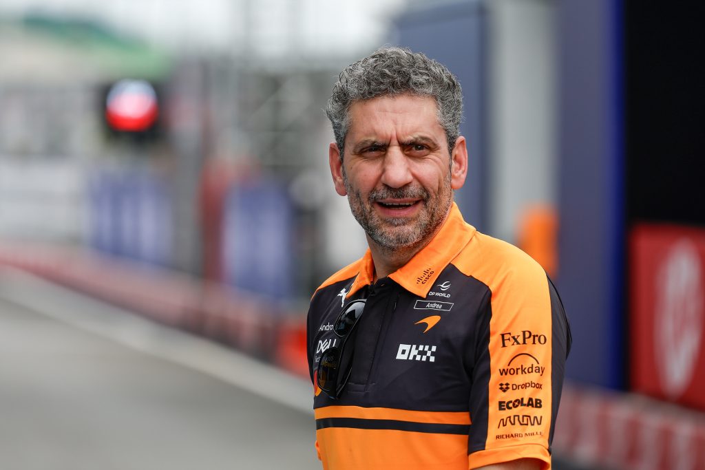 Chefe vê McLaren 'na briga' em Sepang, mas reconhece 'passo à frente' da Red Bull