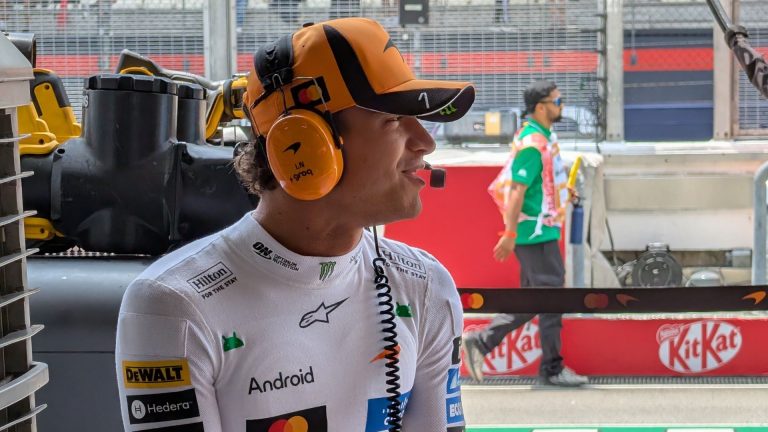 Norris lamenta dificuldades da McLaren e vê “bastante coisa para resolver” em Sepang