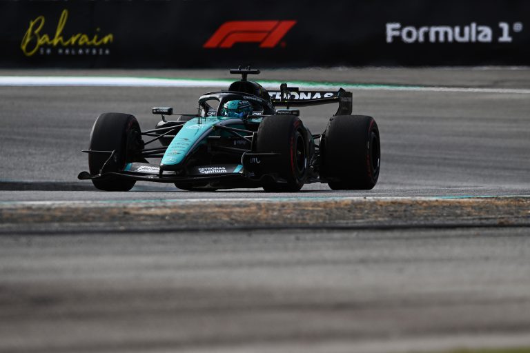 “Não está sob controle”: Pirelli assume preocupação com deterioração do asfalto de Sepang