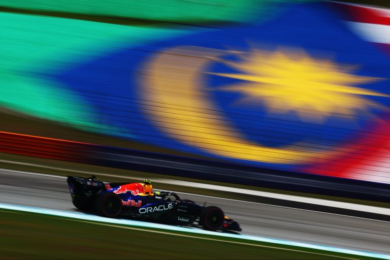 Red Bull aprova atualização do carro em treinos do GP do Bahrein: “Melhor do que em Baku”