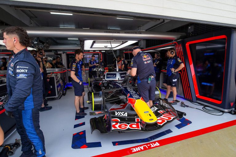 Verstappen and Hamilton lead Sepang grid: race time and how to watch the Bahrain GP