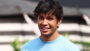 Albon มอง Singapore เป็น “สนามเหย้า” อีกแห่ง — ก่อน F1 กลับ Marina Bay