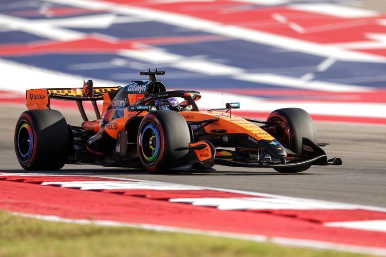 McLaren vê pilotos com “pouca margem para erros” em Austin: “Carro muito difícil”