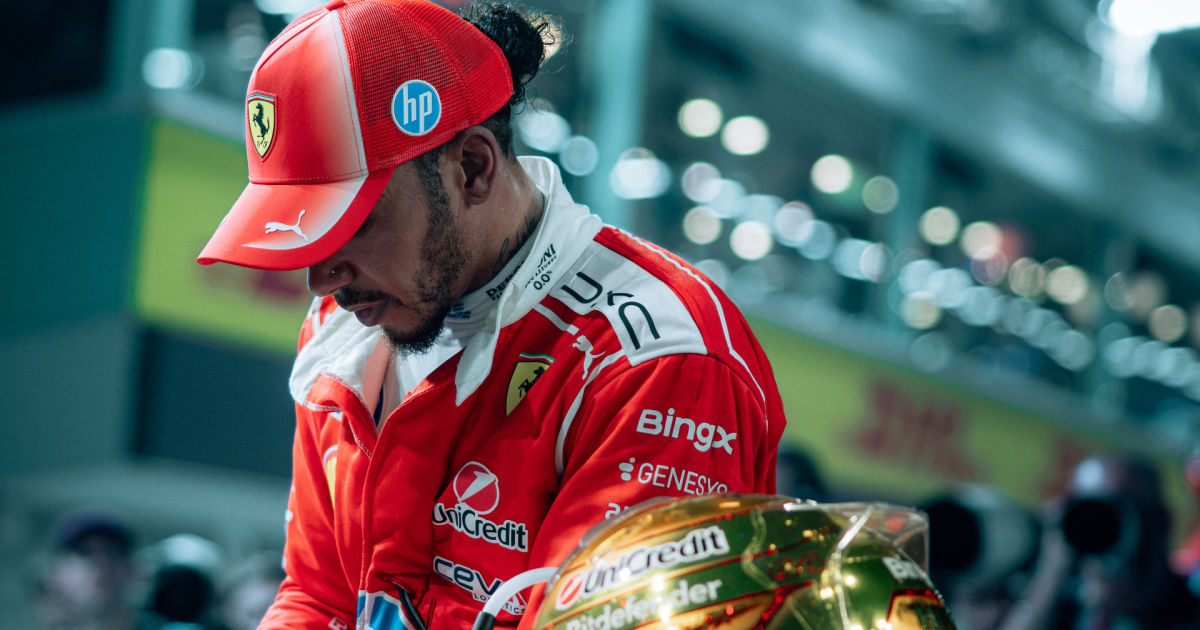 Hamilton receives FIA medical attention after Singapore GP as Ferrari confirms illness | GRANDE PRÊMIO