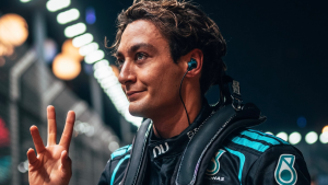 Russell vê Red Bull como “melhor equipe” da F1 e liga alerta na Mercedes após Singapura