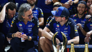 Opinião GP: Red Bull chegou tarde, mas pavimenta caminho para Verstappen disputar título em 2027