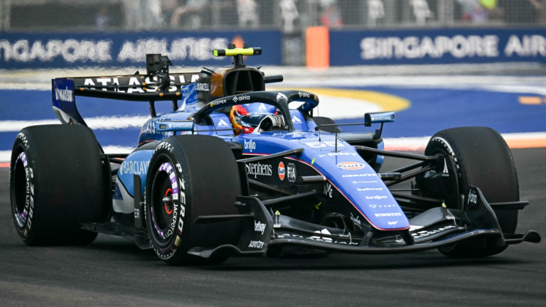 FIA delays Singapore F1 sprint qualifying after timing failure as six drivers exit SQ1
