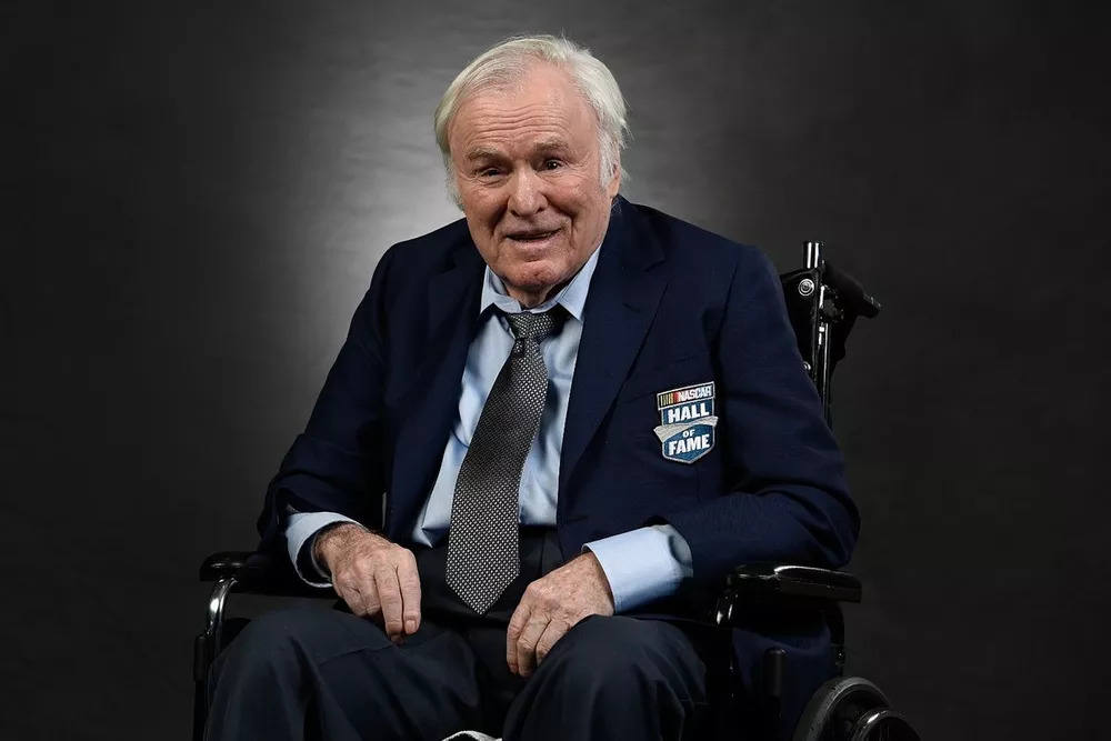 Lenda da Nascar se torna 1º piloto da história a receber diagnóstico de doença cerebral