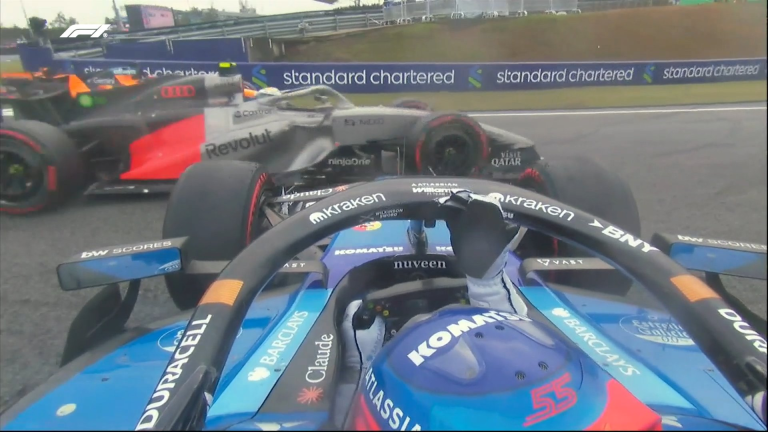 Bortoleto handed 10-second Sepang penalty after contact with Sainz