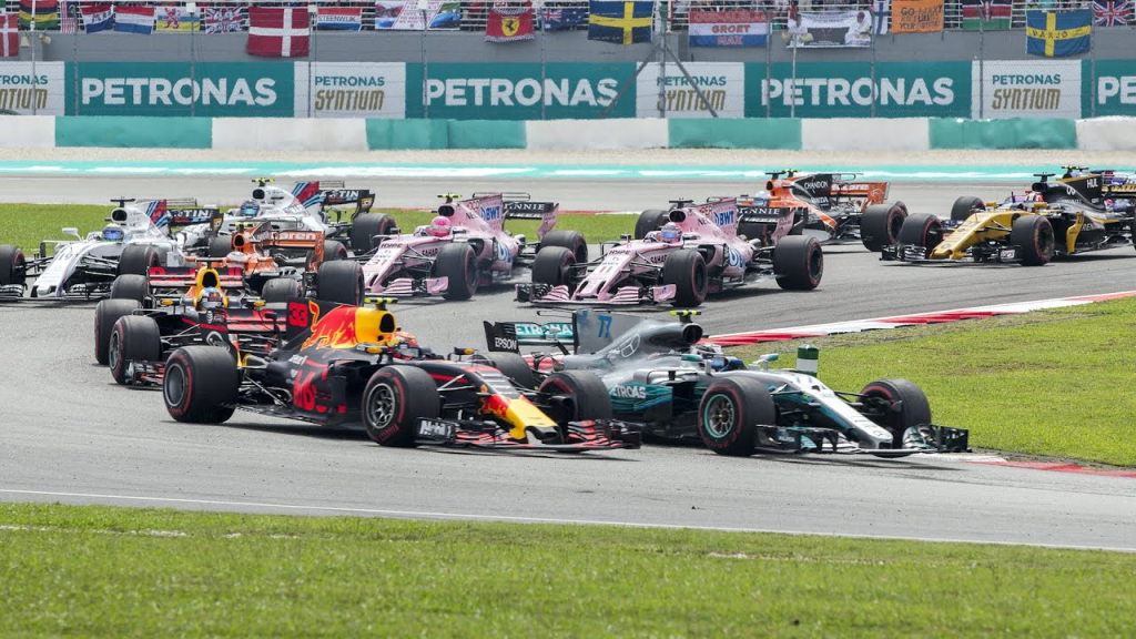 What time is F1 practice at Sepang? Friday FP1 and FP2 schedule