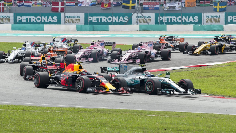 What time is F1 practice at Sepang? Friday FP1 and FP2 schedule