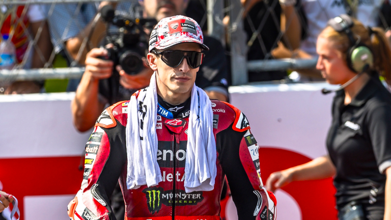 MotoGP hoy: Márquez critica las multas, Aprilia evalúa órdenes y Martín prepara Australia
