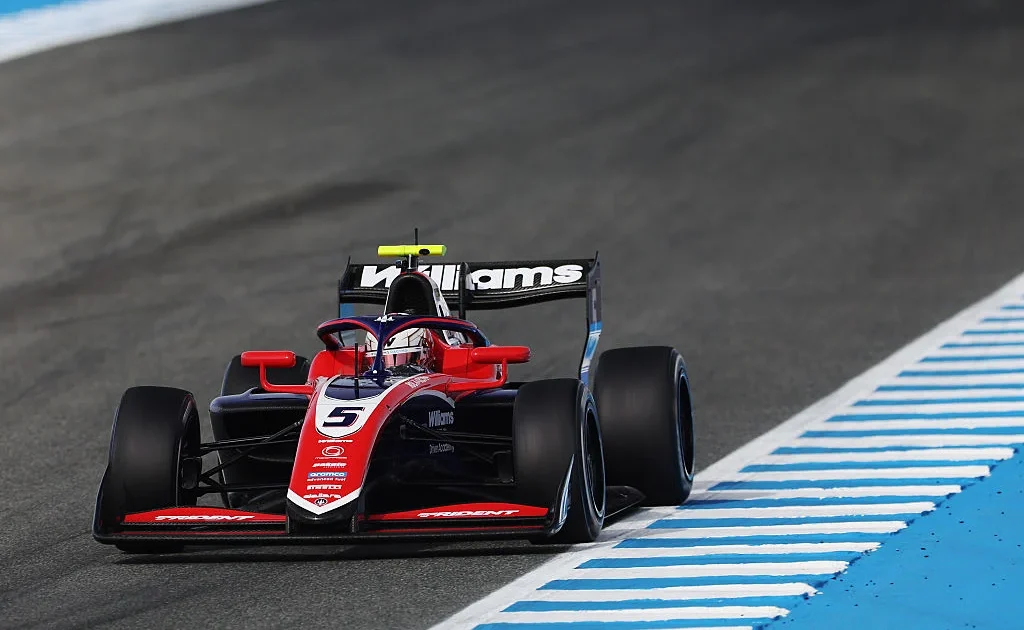 Nakamura-Berta bate Conalghi por 0s002 e lidera 1º dia de testes da F3 em Jerez. Clerot é 11º